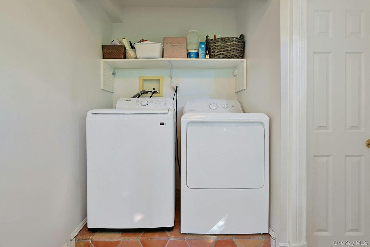 Interior, Utility Closets, Washer