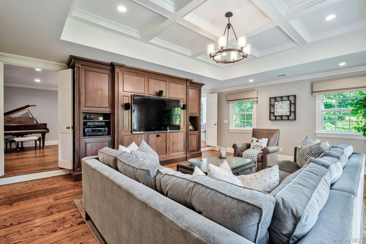 Chandelier, Interior, Living room, Piano, Recessed Lighting, Wood Texture Flooring