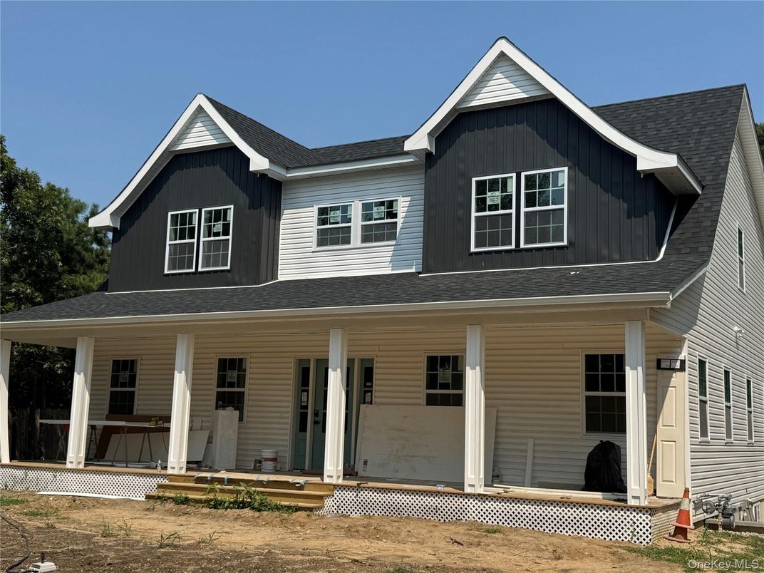Exterior, Facade, Farmhouse