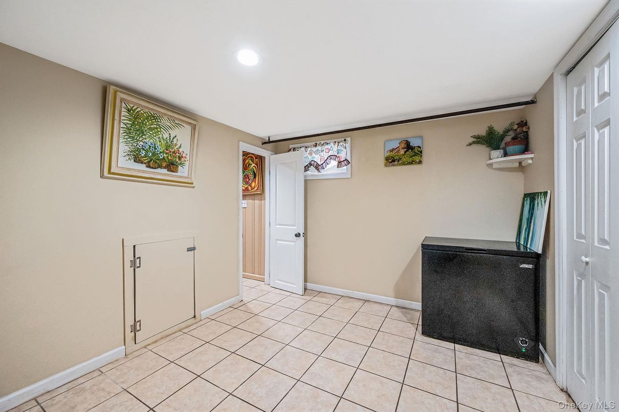 Interior, Recessed Lighting