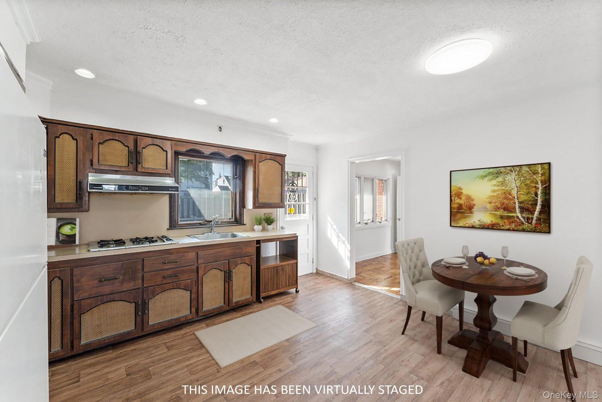 Dining room, Interior, Kitchen, Recessed Lighting, Wood Texture Flooring