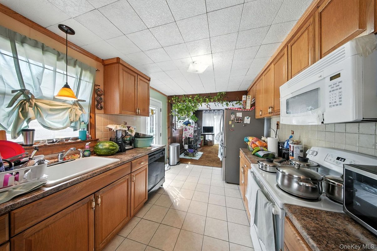 Interior, Kitchen, Pendant Lights