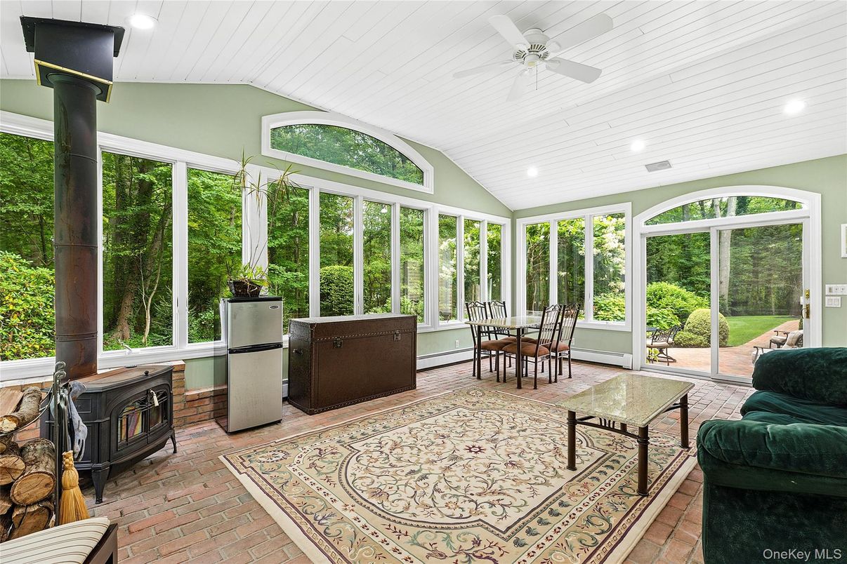 Dining room, Interior, Recessed Lighting, Sun Room