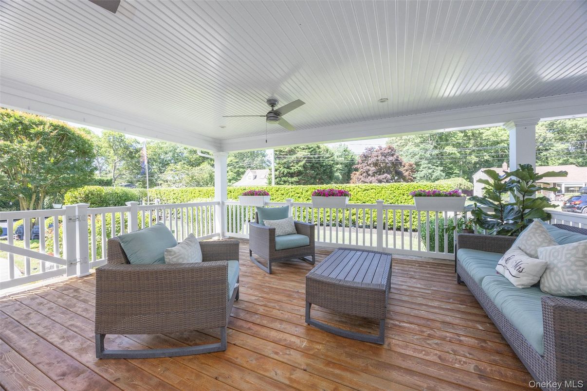 Exterior, Wood Texture Flooring