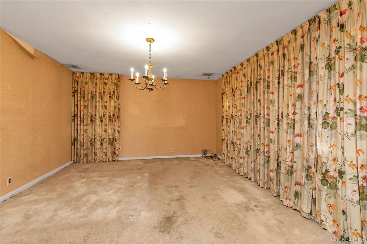 Chandelier, Empty room, Interior