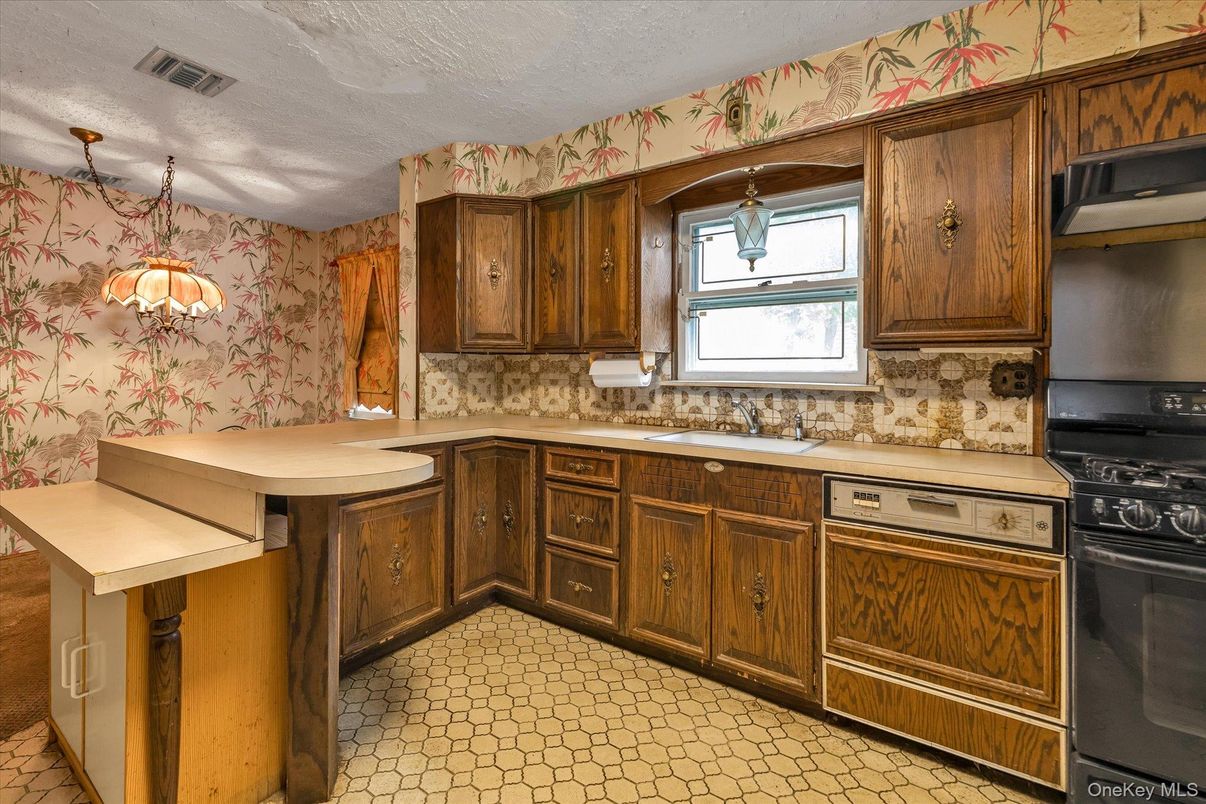 Interior, Kitchen, Pendant Lights