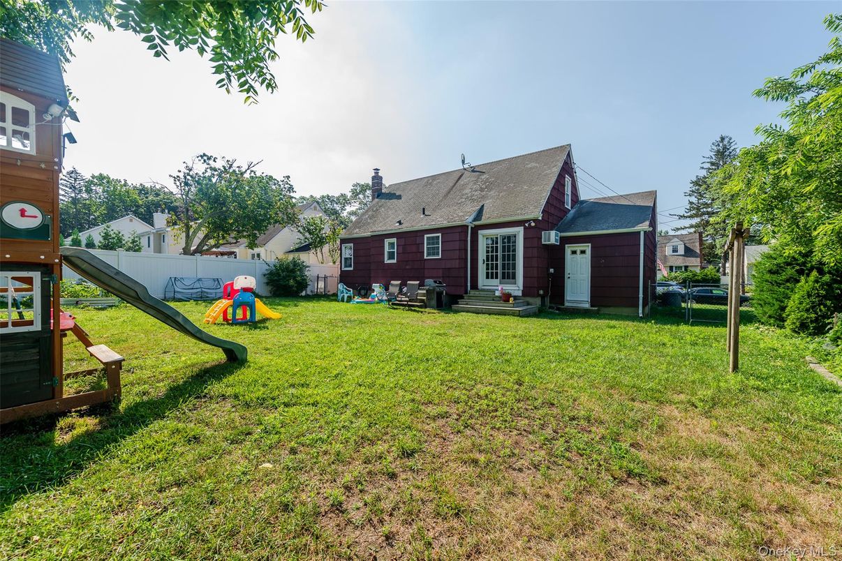 Backyard, Exterior, Playground