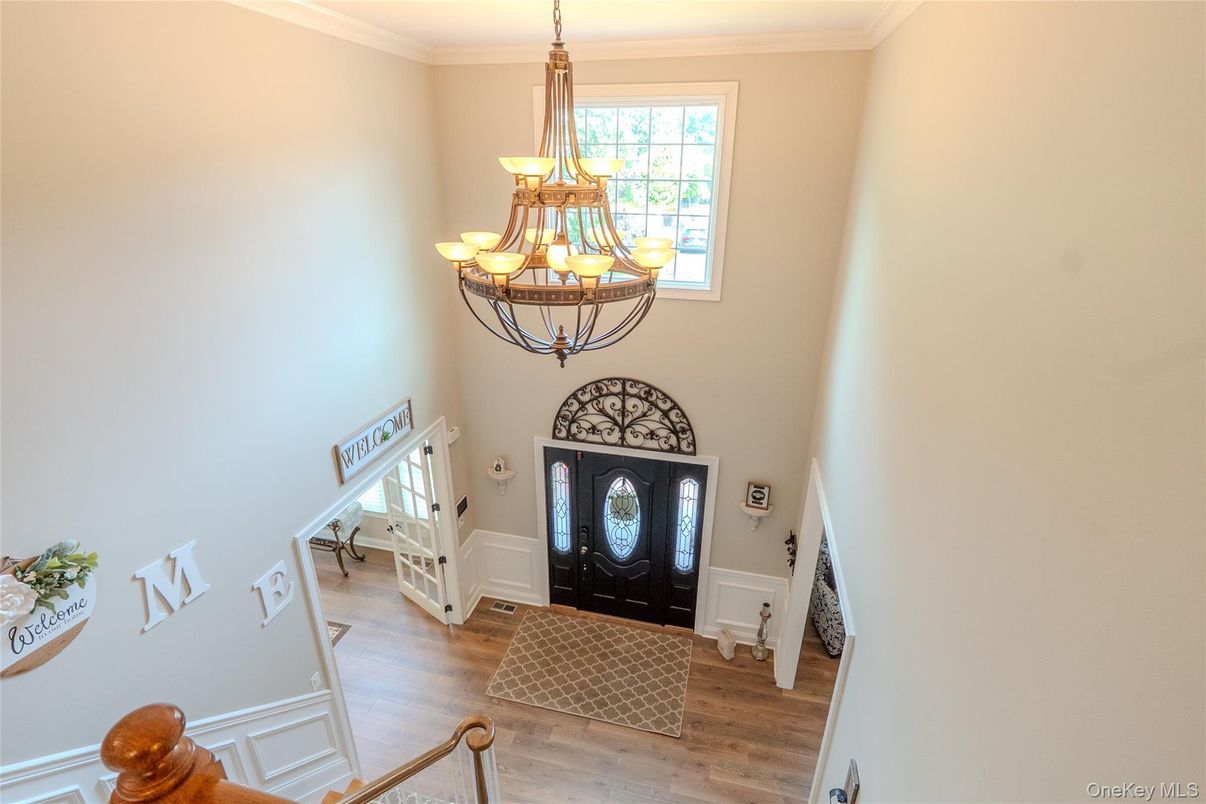 Chandelier, Interior, Wood Texture Flooring