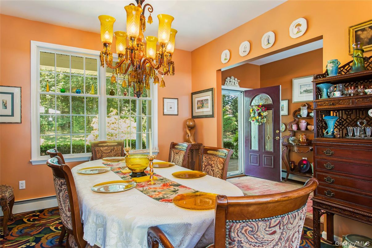 Chandelier, Dining room, Interior