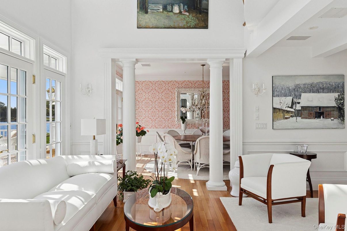Chandelier, Dining room, Interior, Living room, Wood Texture Flooring