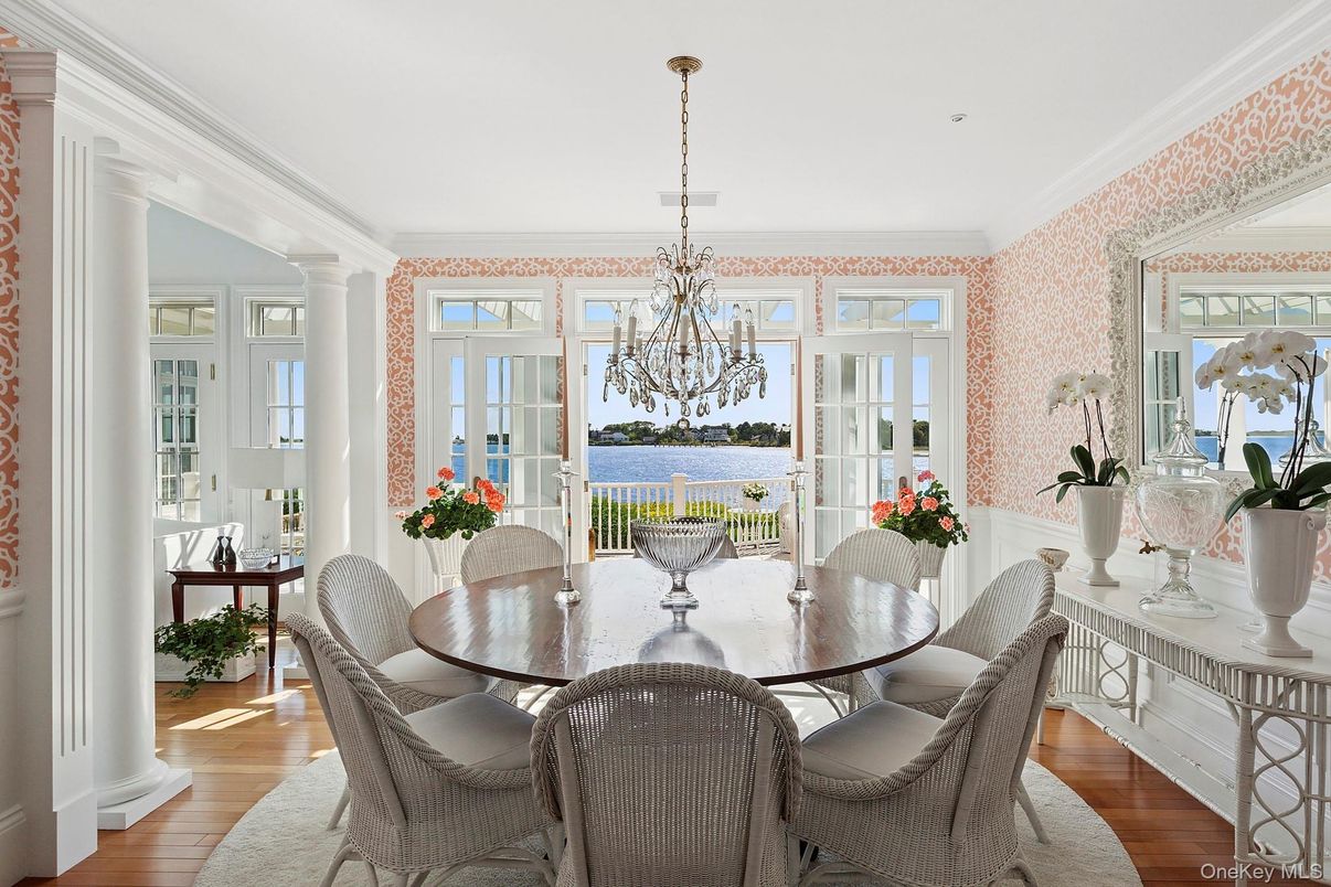 Chandelier, Dining room, Interior, Water, Wood Texture Flooring