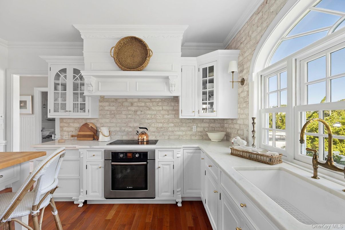 Interior, Kitchen, Stone Walls, Wood Texture Flooring