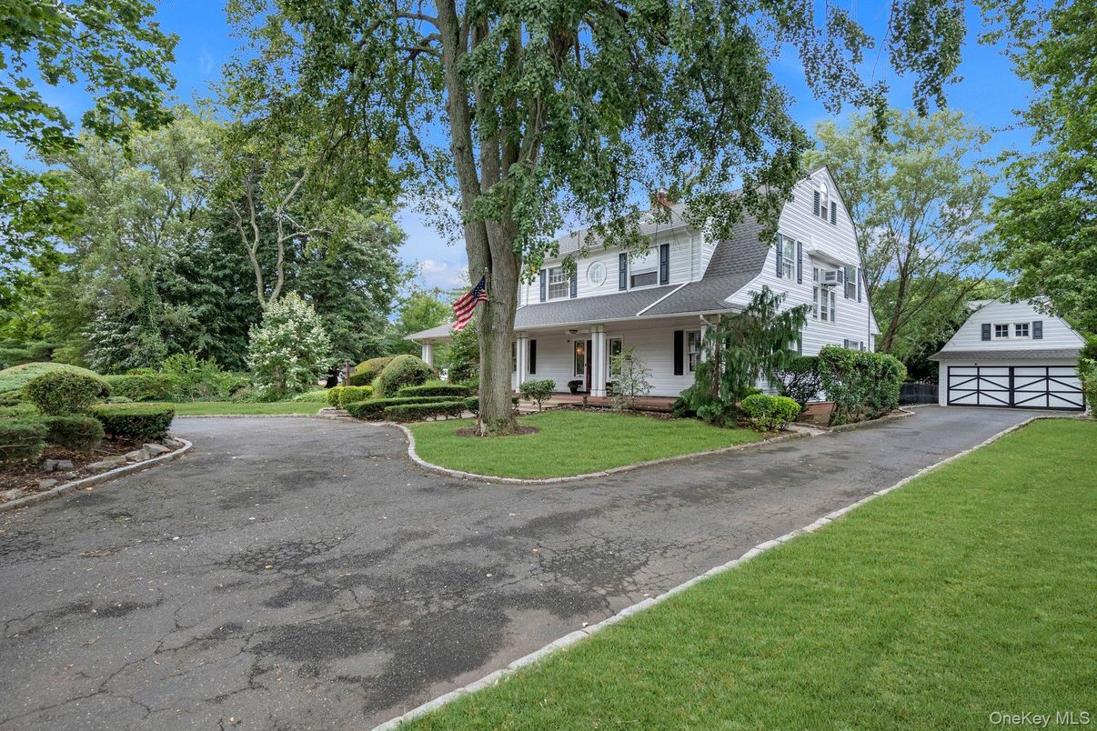 Backyard, Detached Garage, Exterior