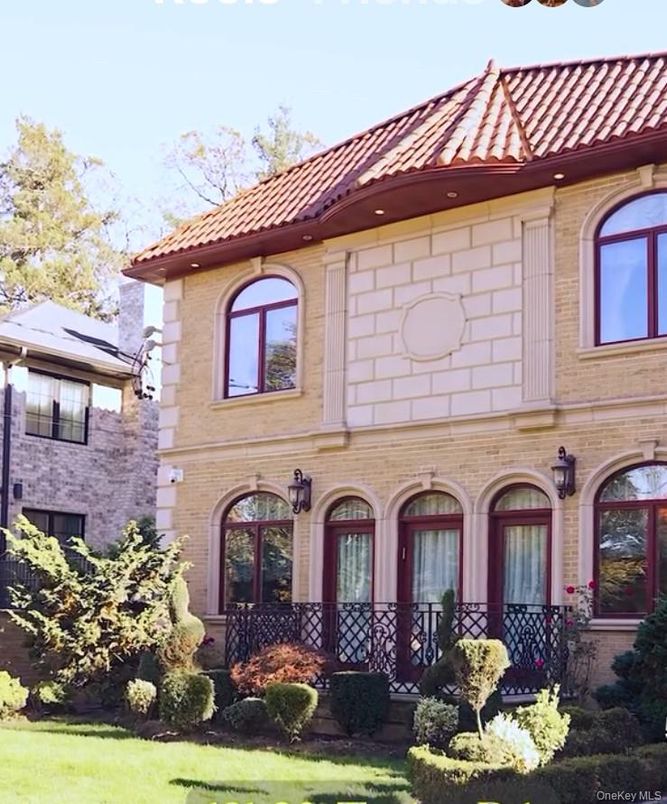 Exterior, Facade, Brick Facade, French Provincial