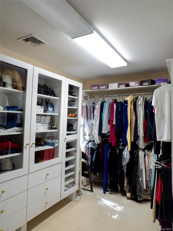 Interior, Walk-in Closets