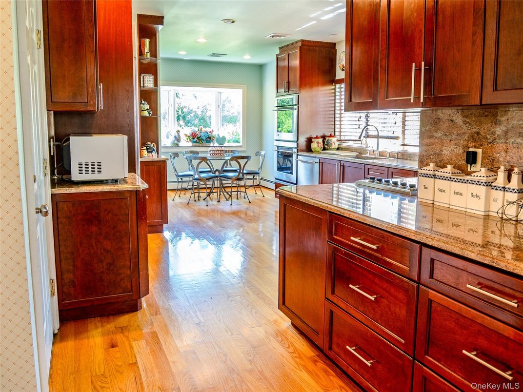 Dining room, Interior, Kitchen, Recessed Lighting, Wood Texture Flooring