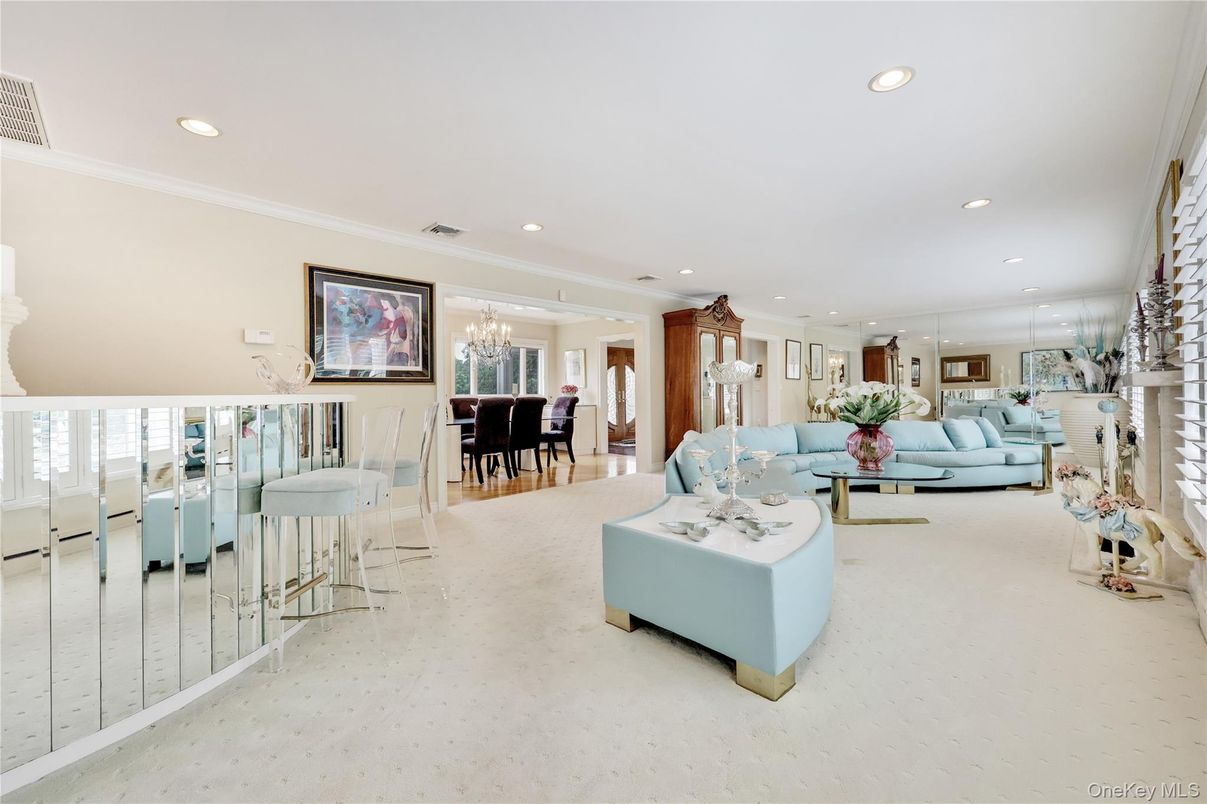 Chandelier, Dining room, Interior, Living room, Recessed Lighting
