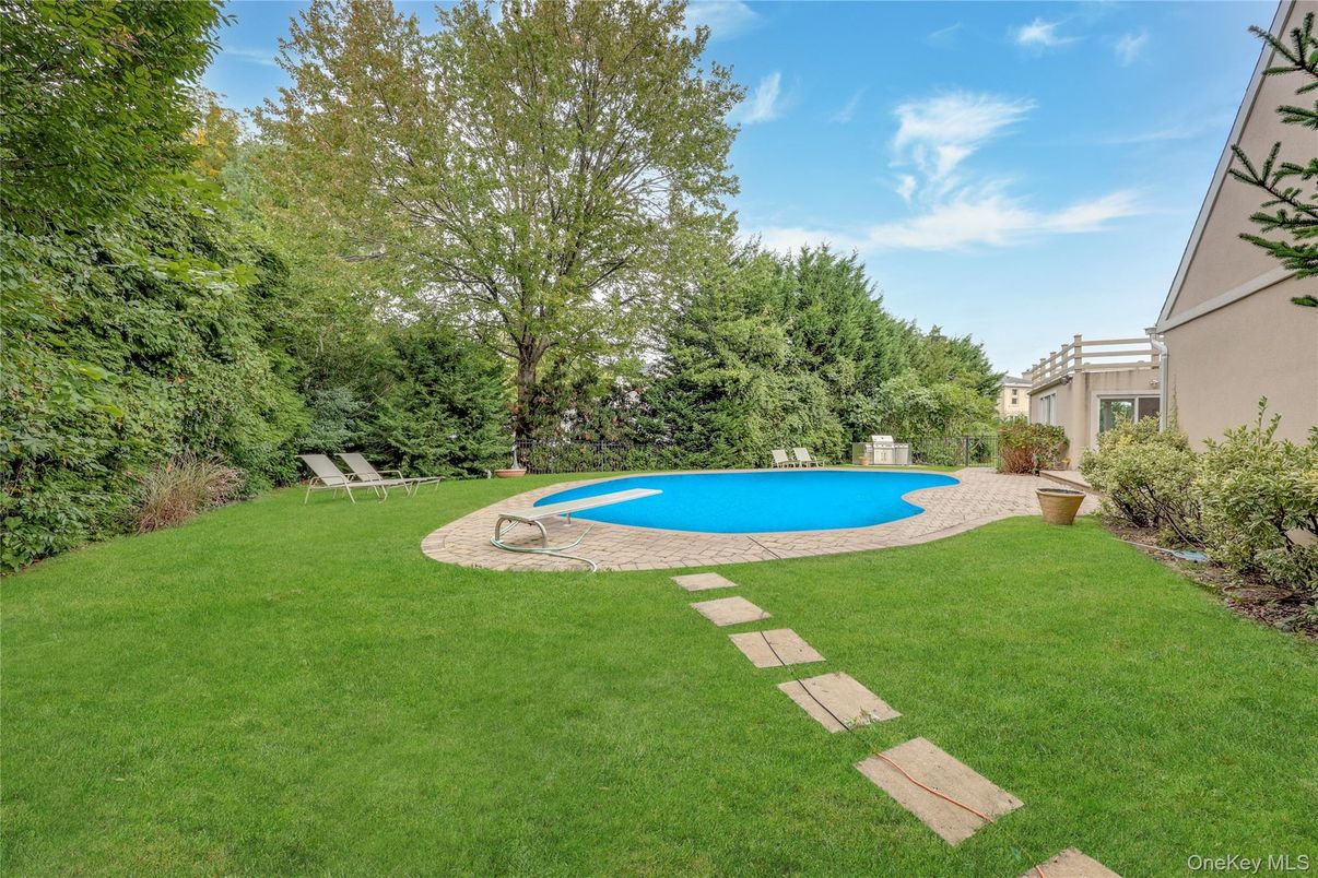 Backyard, Exterior, Pool