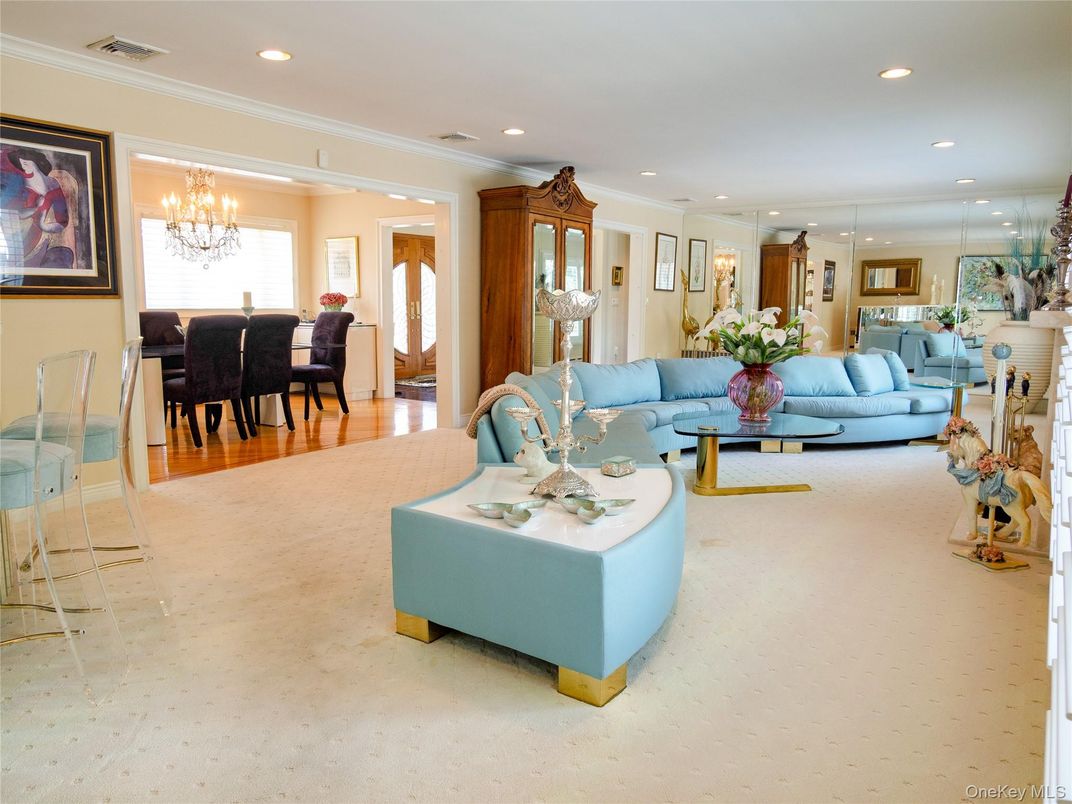 Chandelier, Dining room, Interior, Living room, Recessed Lighting, Wood Texture Flooring