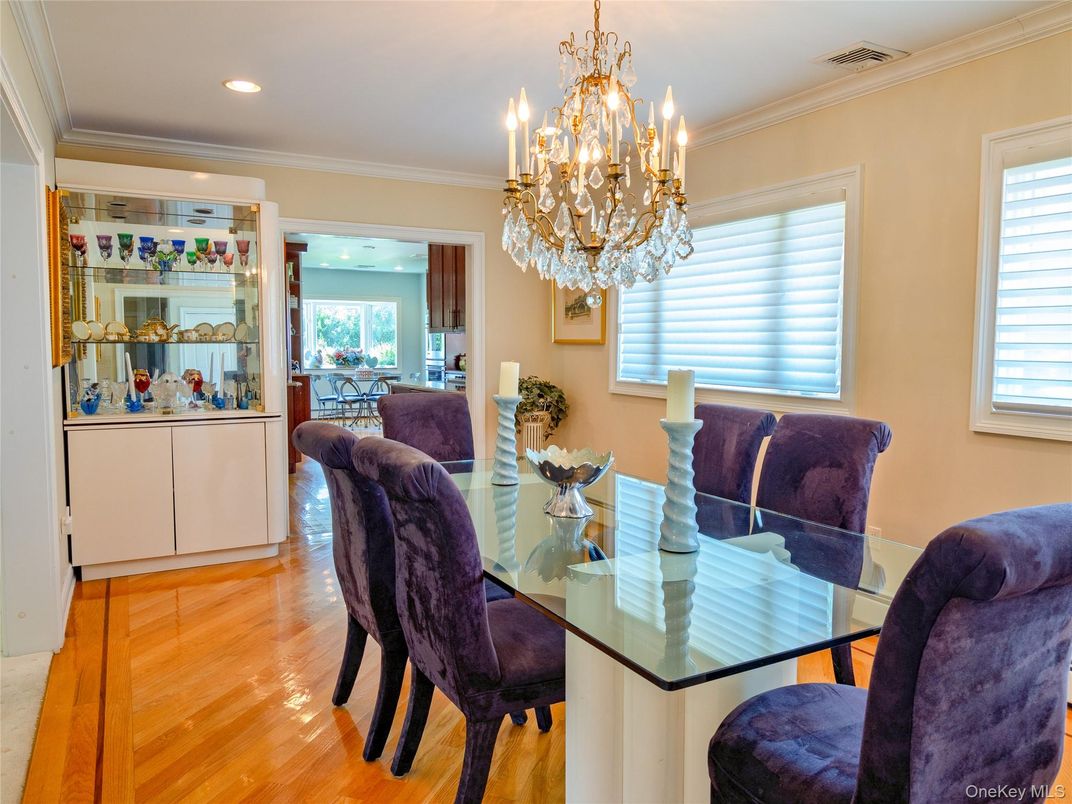 Chandelier, Dining room, Interior, Recessed Lighting, Wood Texture Flooring