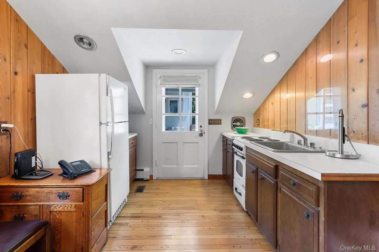Interior, Kitchen, Recessed Lighting, Wood Texture Flooring, Wooden Walls