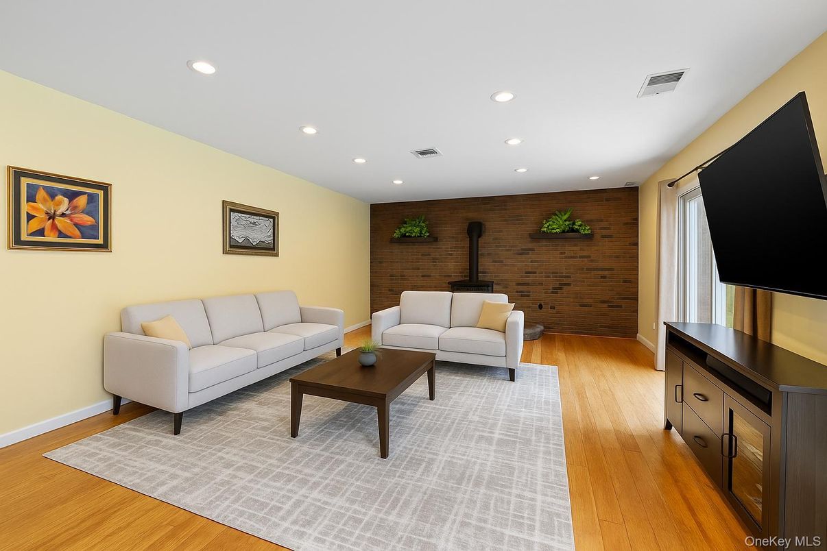 Interior, Living room, Recessed Lighting, Stone Walls, Wood Texture Flooring