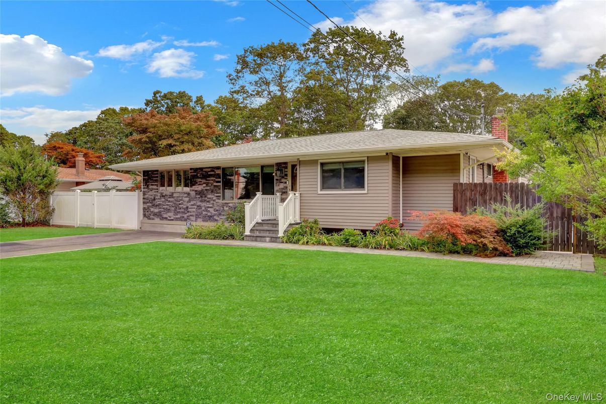Attached, Backyard, Exterior, Facade, Ranch