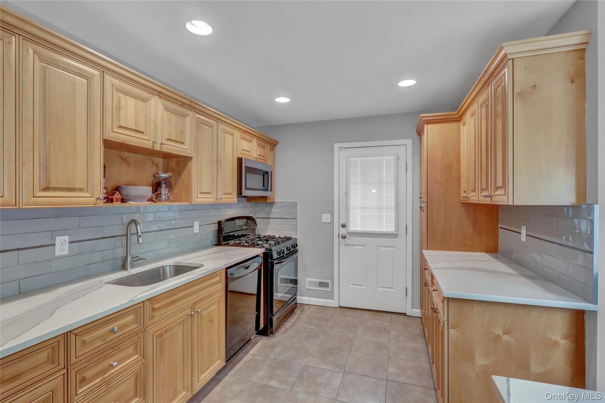 Interior, Kitchen, Recessed Lighting