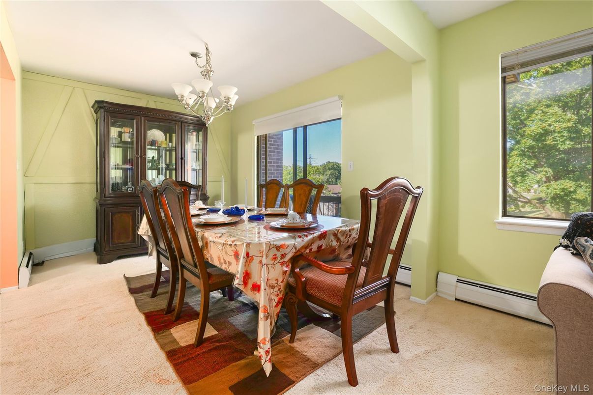 Chandelier, Dining room, Interior