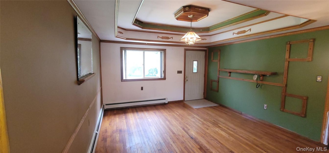 Empty room, Interior, Pendant Lights, Wood Texture Flooring