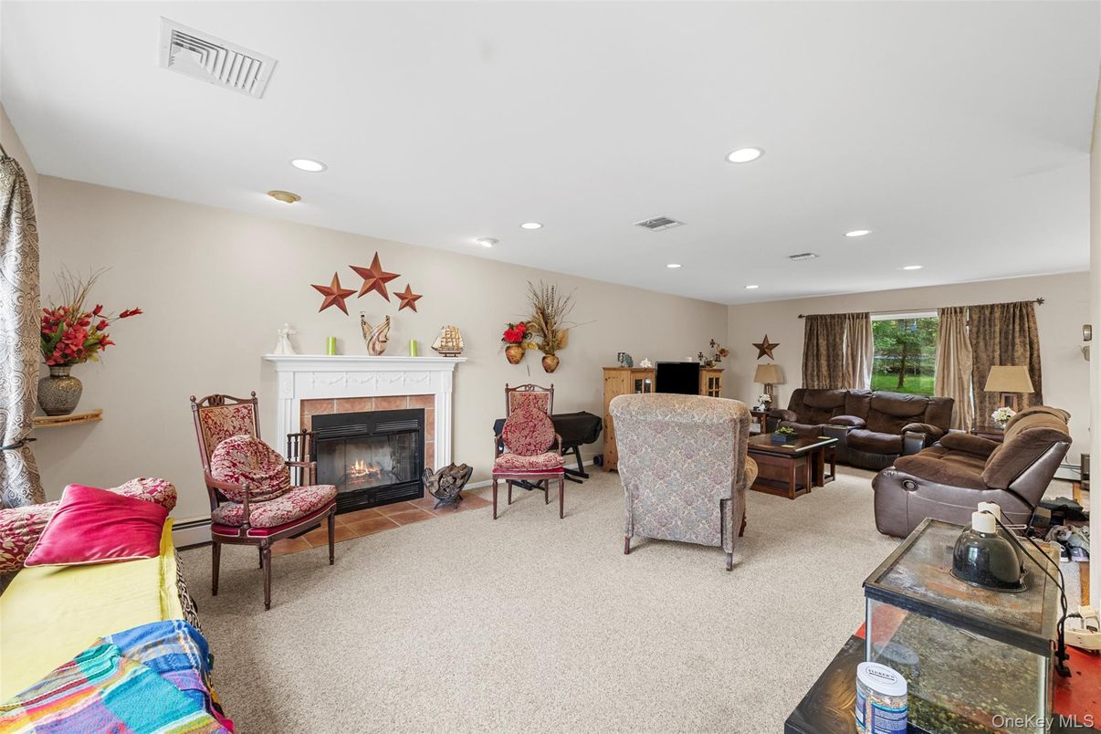 Fireplace, Interior, Living room, Recessed Lighting