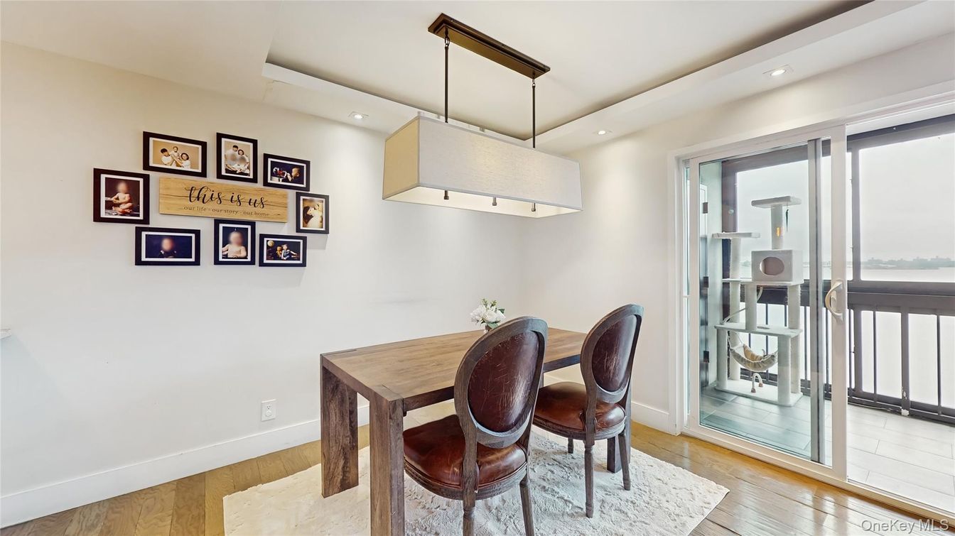 Dining room, Interior, Pendant Lights, Recessed Lighting, Wood Texture Flooring