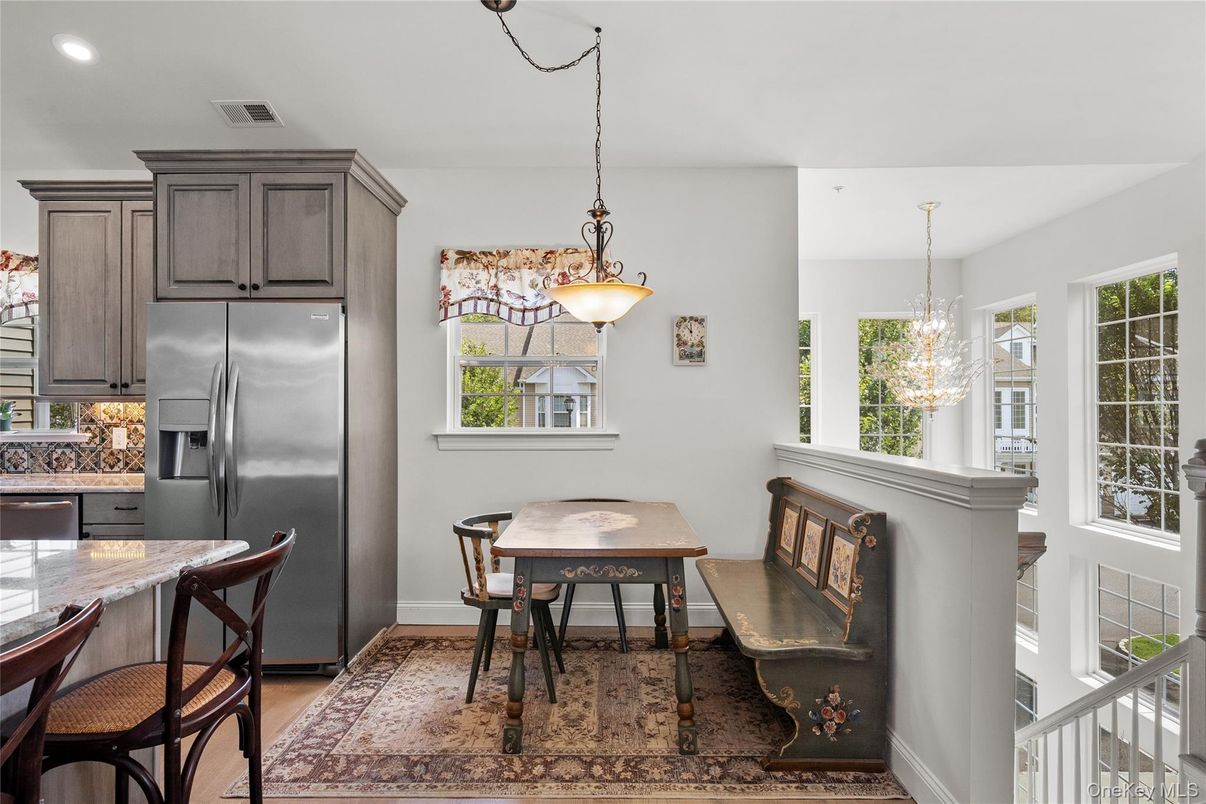 Chandelier, Dining room, Interior, Kitchen, Pendant Lights, Recessed Lighting, Wood Texture Flooring