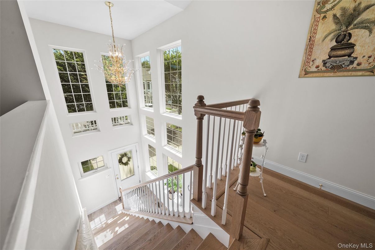 Chandelier, Interior, Wood Texture Flooring