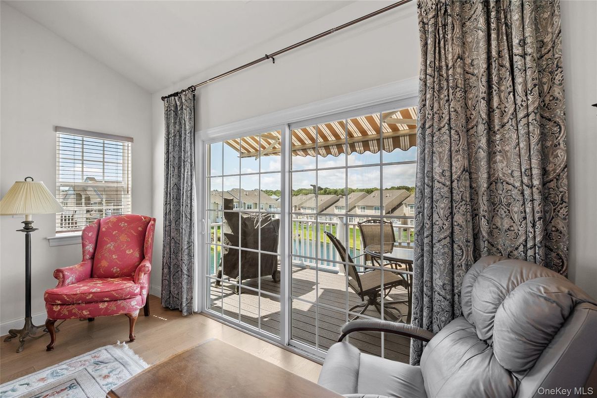 Interior, Sun Room, Wood Texture Flooring
