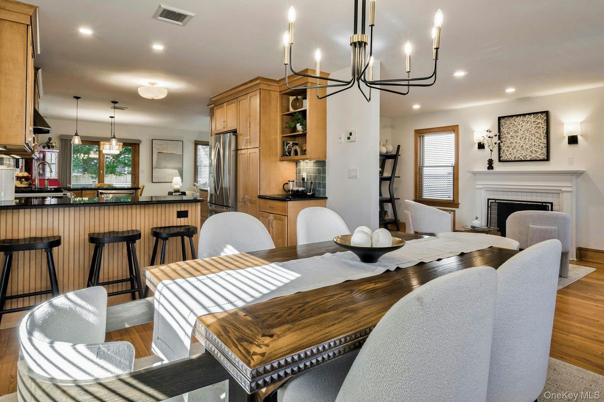 Chandelier, Dining room, Fireplace, Interior, Kitchen, Pendant Lights, Recessed Lighting, Wood Texture Flooring
