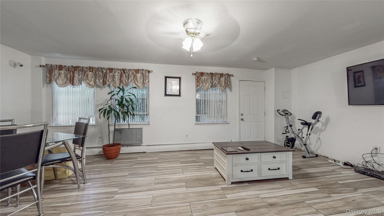 Dining room, Fitness Equipment, Interior, Wood Texture Flooring