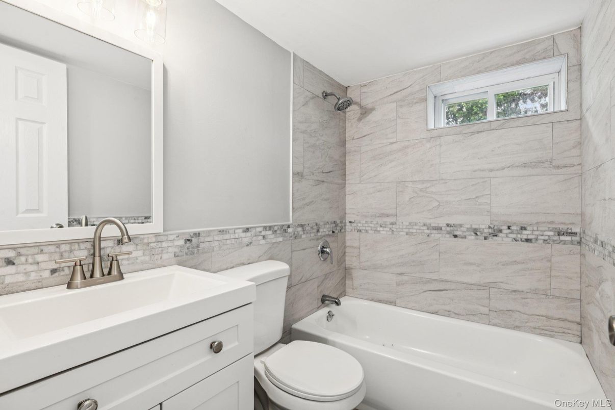 Bathroom, Interior, Marble Walls