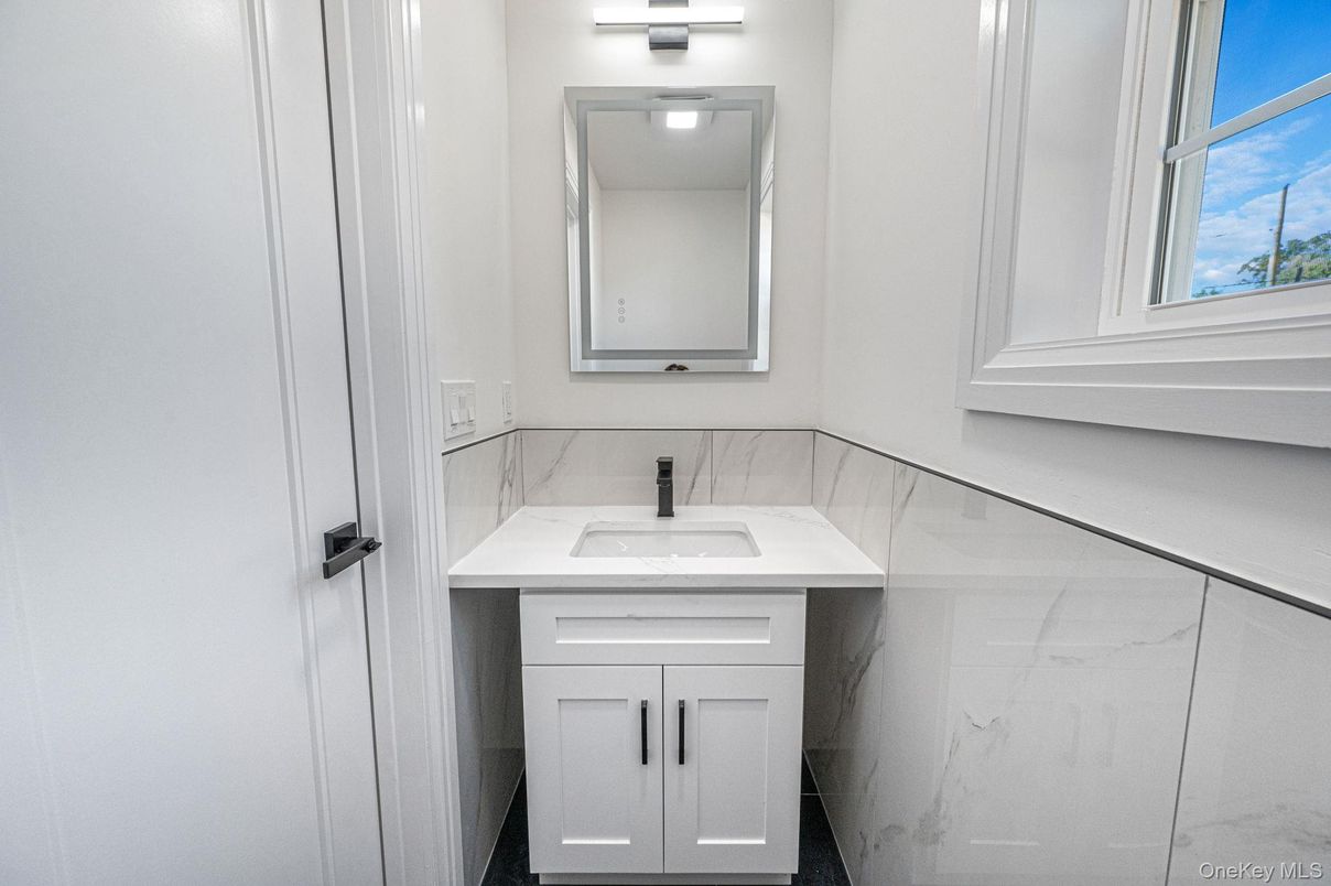 Bathroom, Interior, Marble Walls