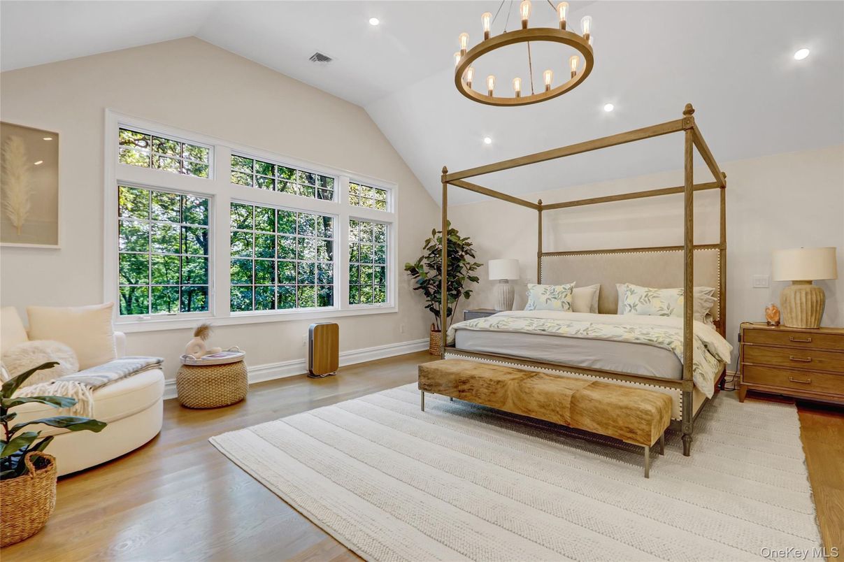 Bedroom, Interior, Pendant Lights, Recessed Lighting, Wood Texture Flooring