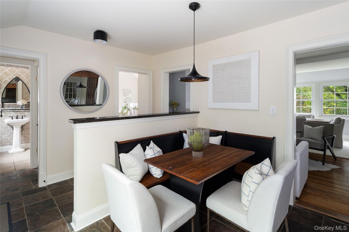 Dining room, Interior, Pendant Lights