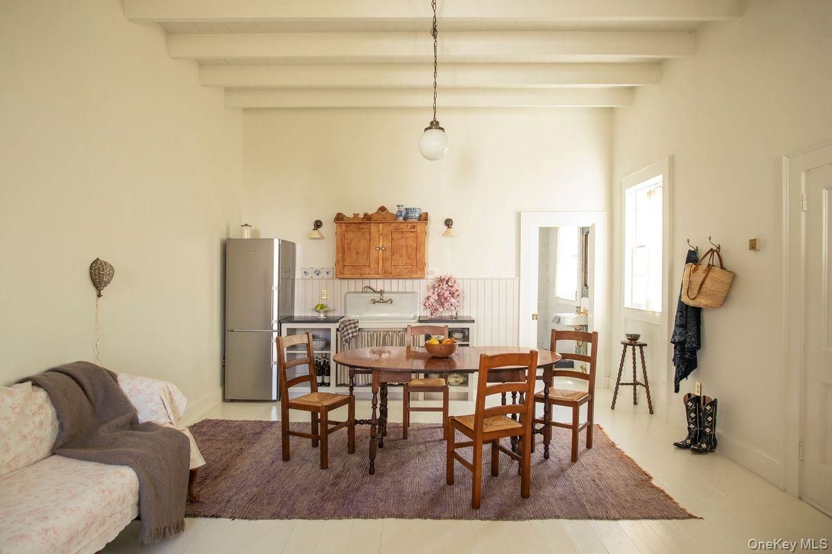 Dining room, Interior, Kitchen, Pendant Lights