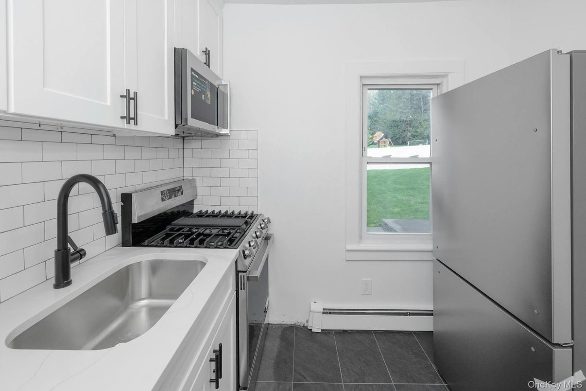 Interior, Kitchen, Stainless Steel Appliances