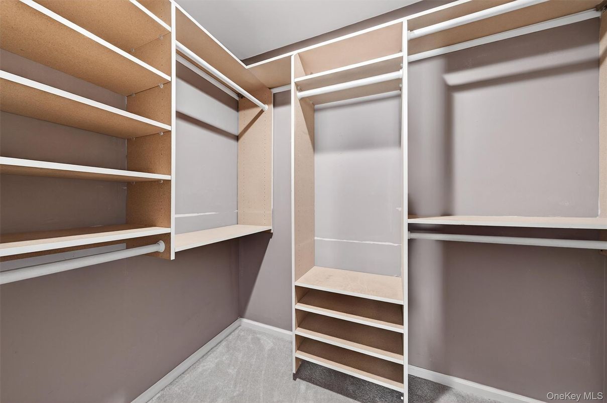 Interior, Walk-in Closets