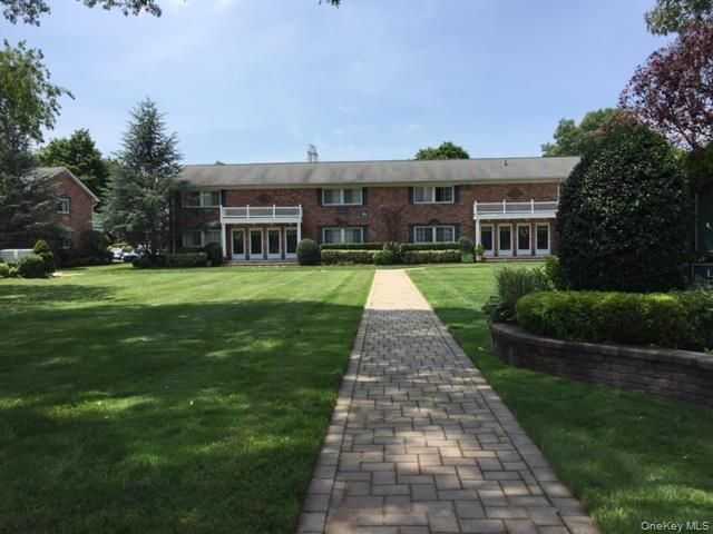 Backyard, Exterior, Facade, Brick Facade, Georgian