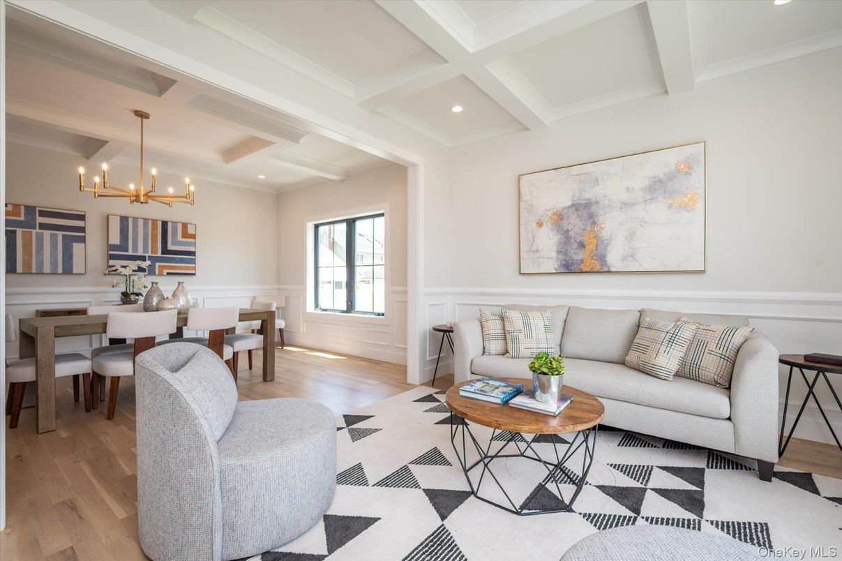 Dining room, Interior, Living room, Pendant Lights, Recessed Lighting, Wood Texture Flooring