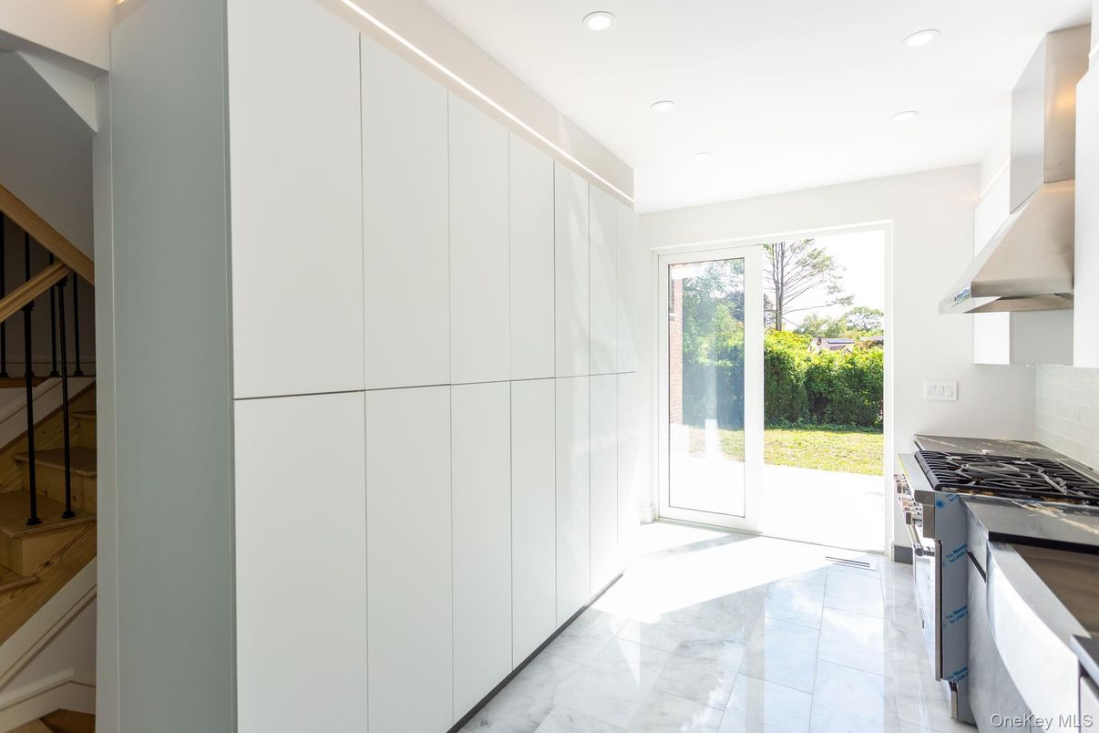 Interior, Kitchen, Marble, Recessed Lighting