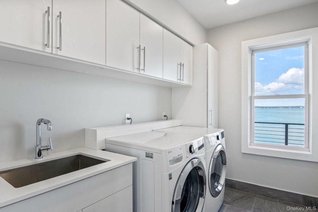 Interior, Recessed Lighting, Washer, Water