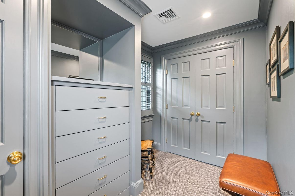 Interior, Recessed Lighting, Walk-in Closets