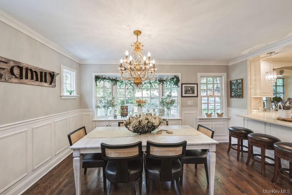 Chandelier, Dining room, Interior, Wood Texture Flooring
